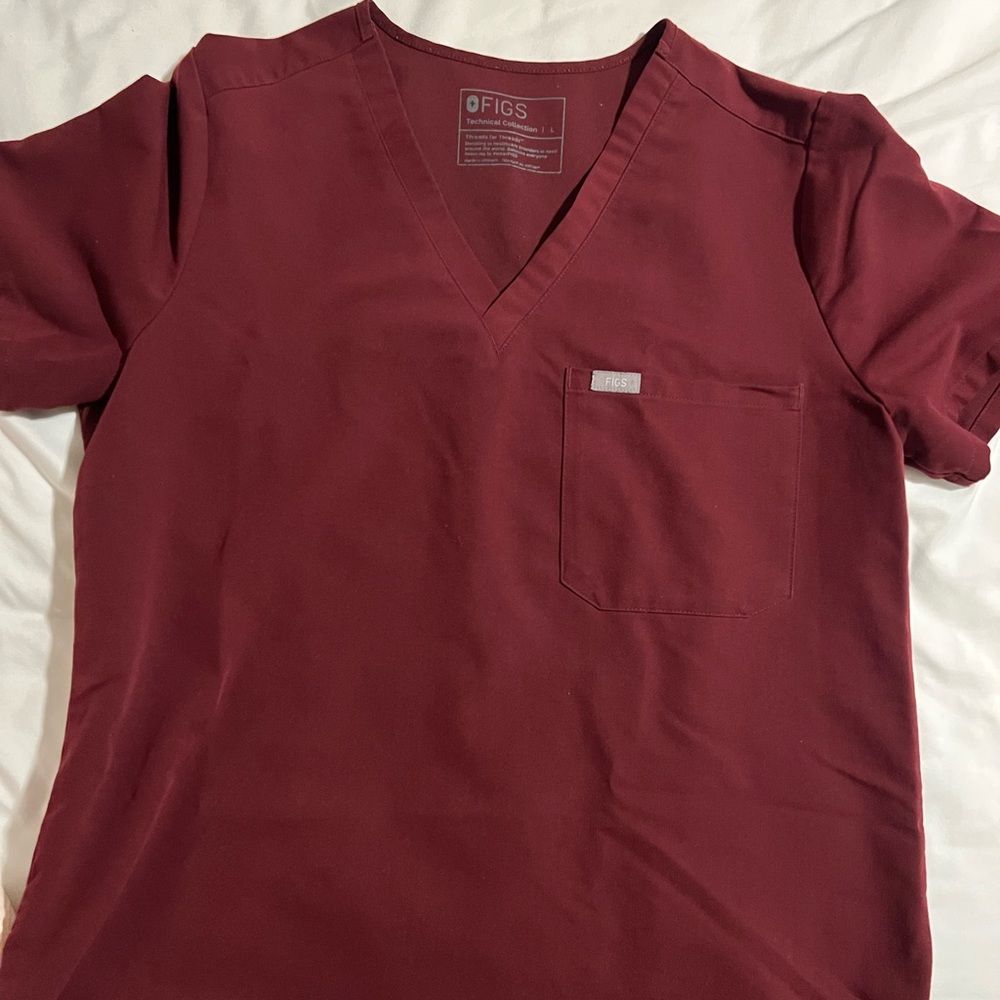 Fig scrub top